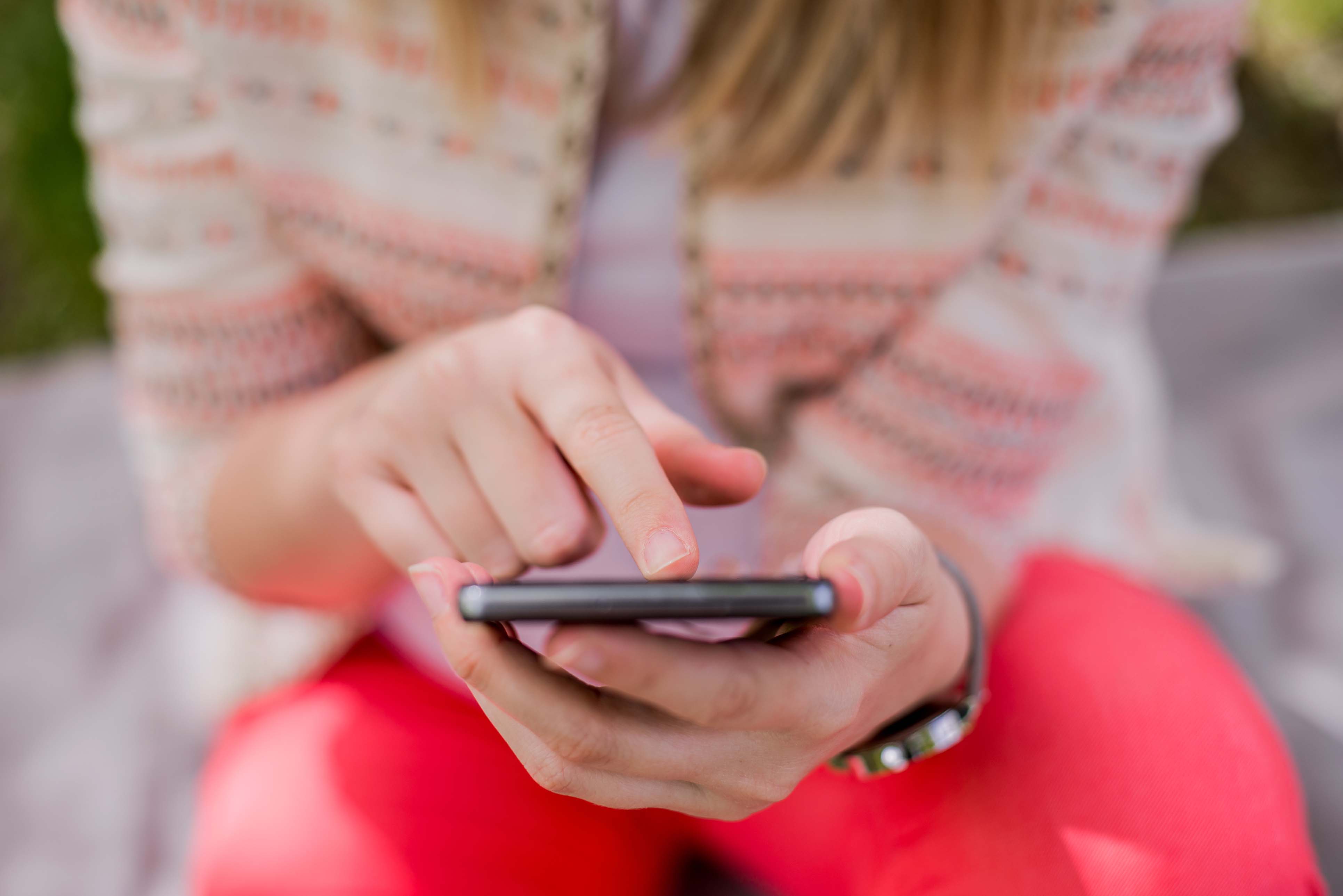 5 Social Media Rules Following a Death